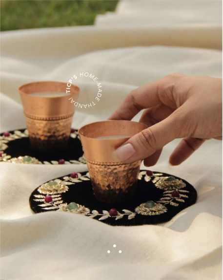 natural and artistic