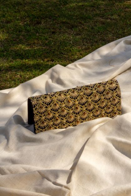 natural and artistic