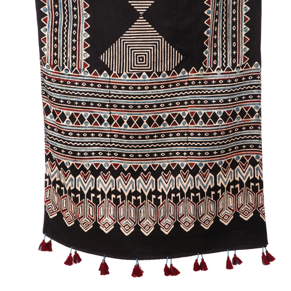 natural and artistic