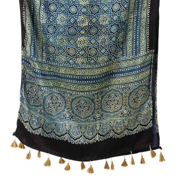 natural and artistic