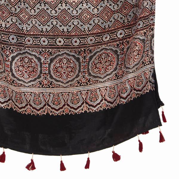 natural and artistic