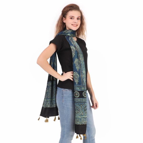 natural and artistic