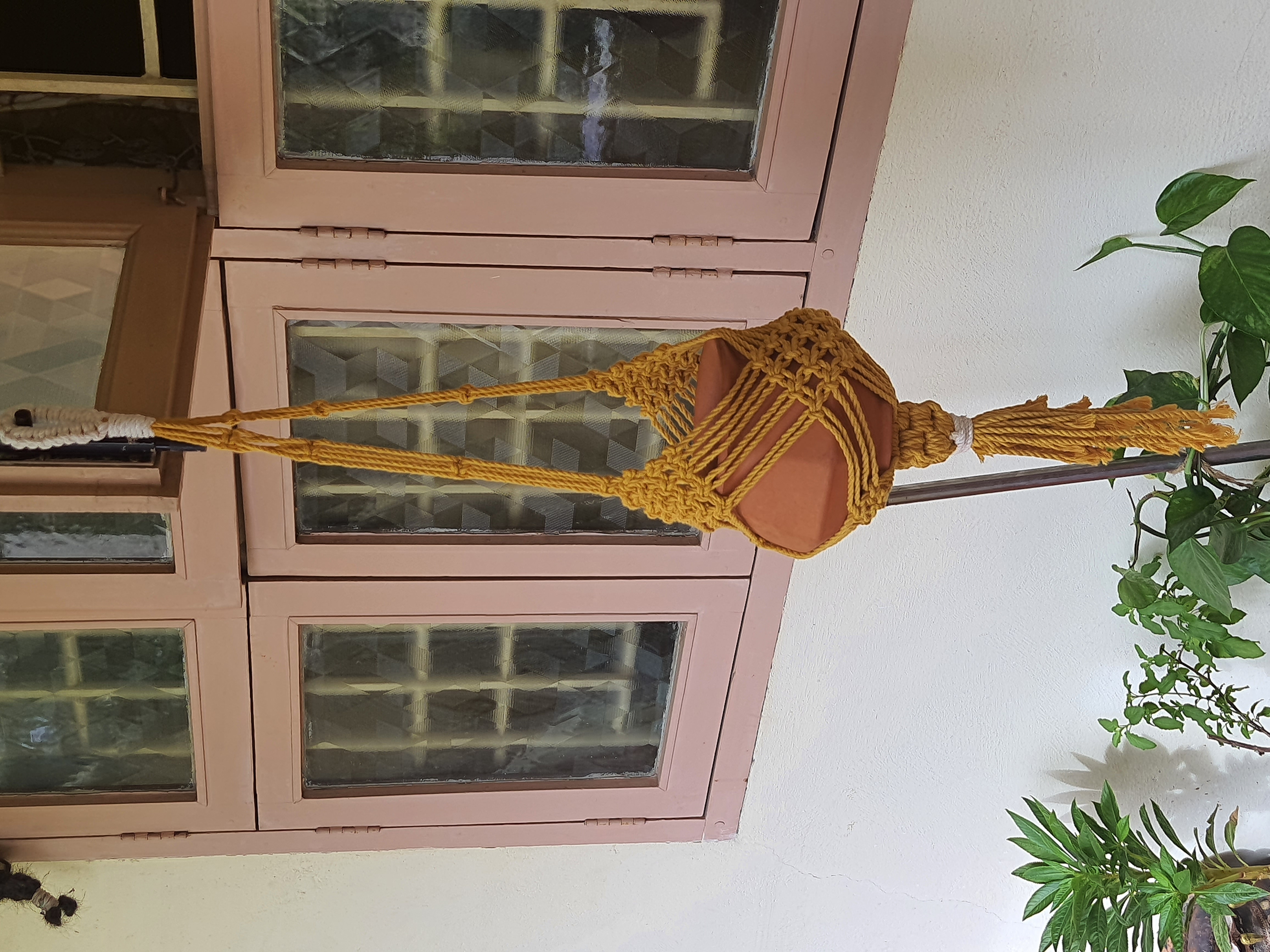 MACRAME PLANT HANGER - MA008