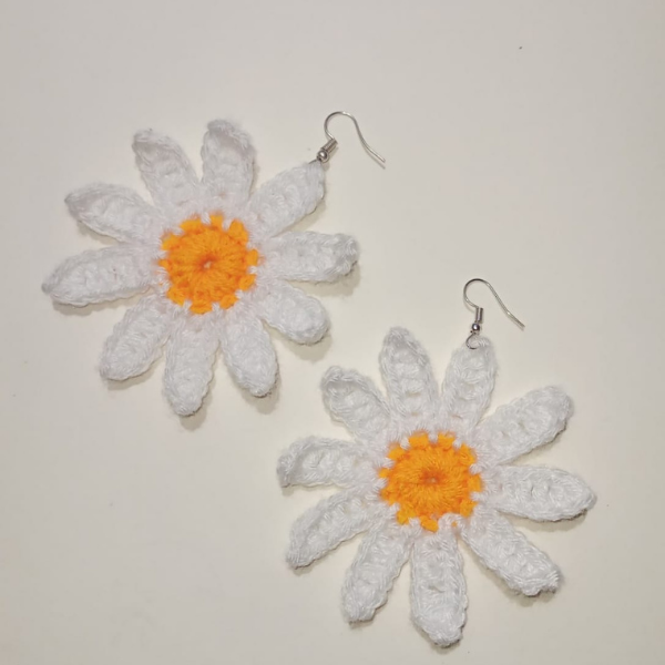 natural and artistic