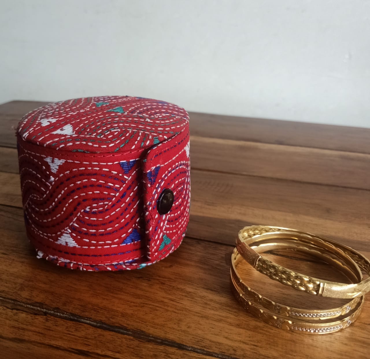 natural and artistic