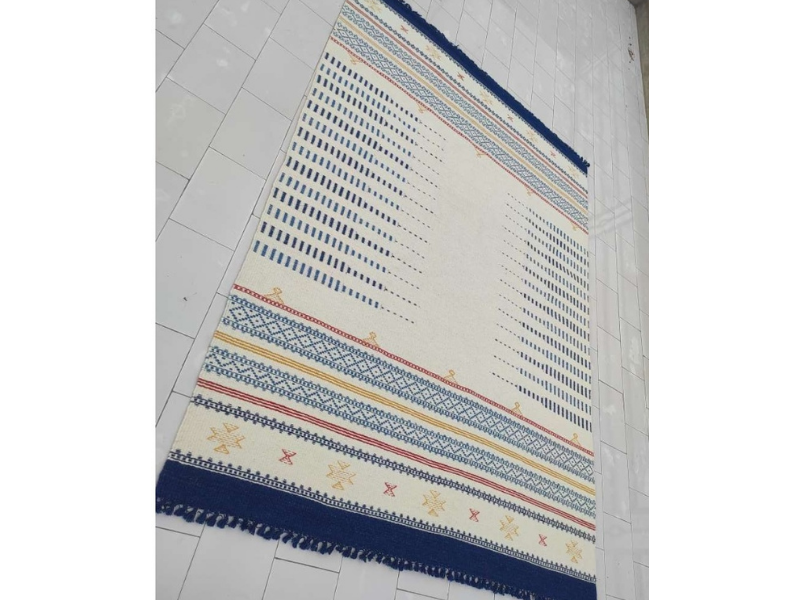 natural and artistic