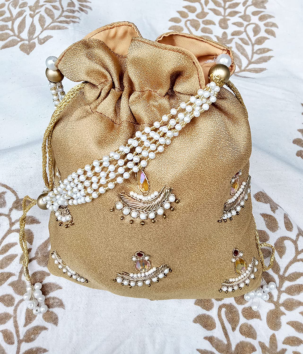 natural and artistic