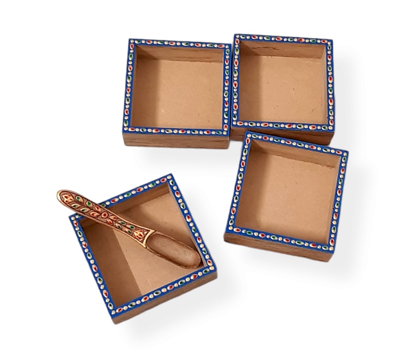 natural and artistic