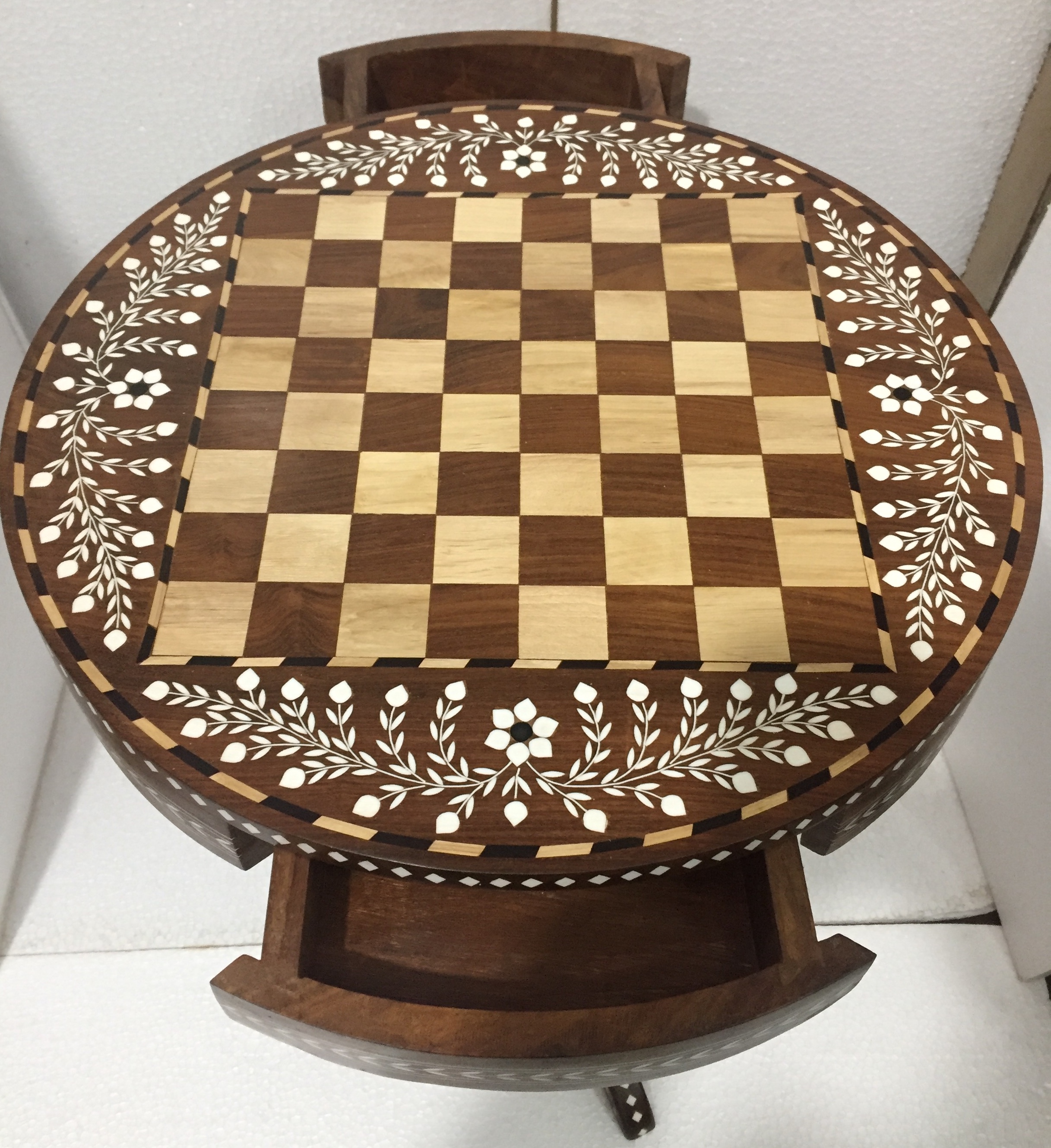 natural and artistic