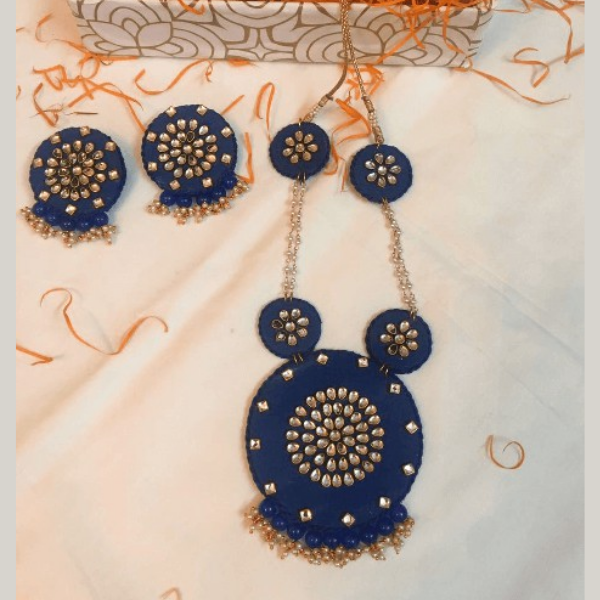 natural and artistic