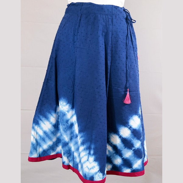 natural and artistic