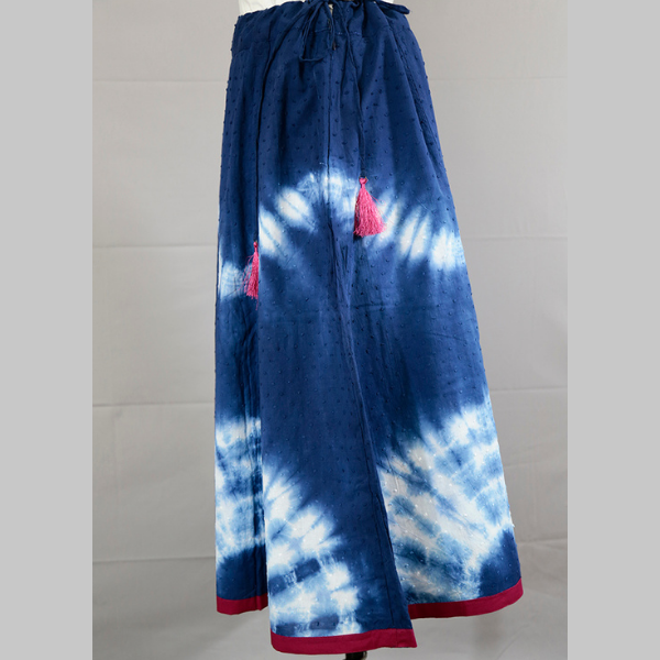 natural and artistic