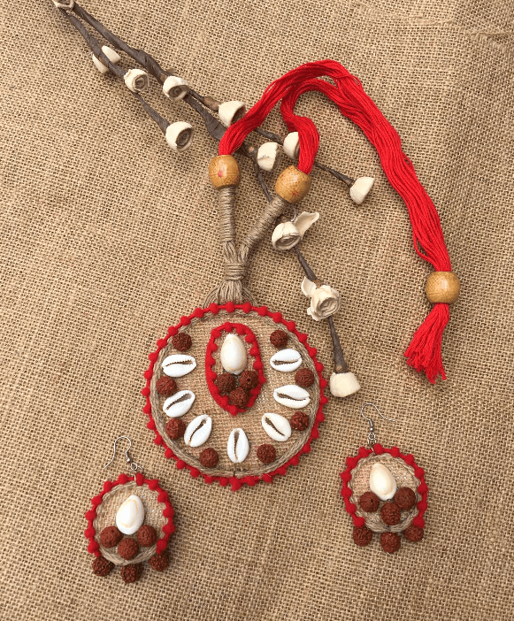 natural and artistic