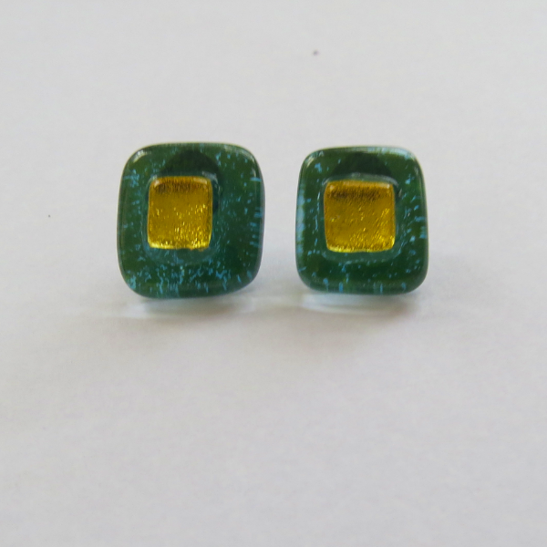 natural and artistic