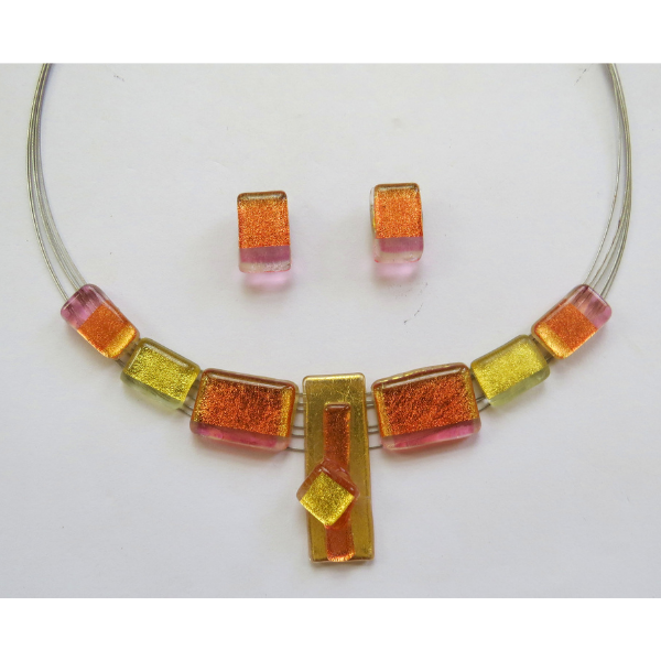 natural and artistic