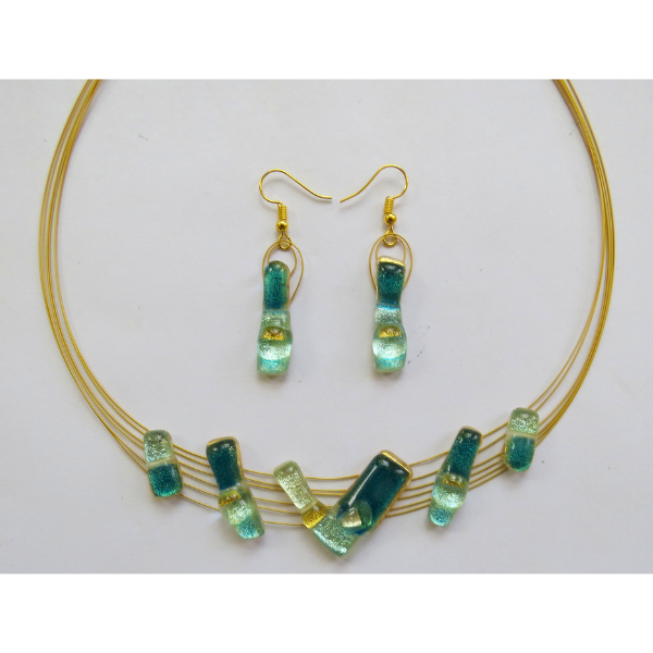 natural and artistic