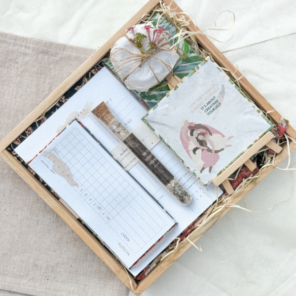 natural and artistic