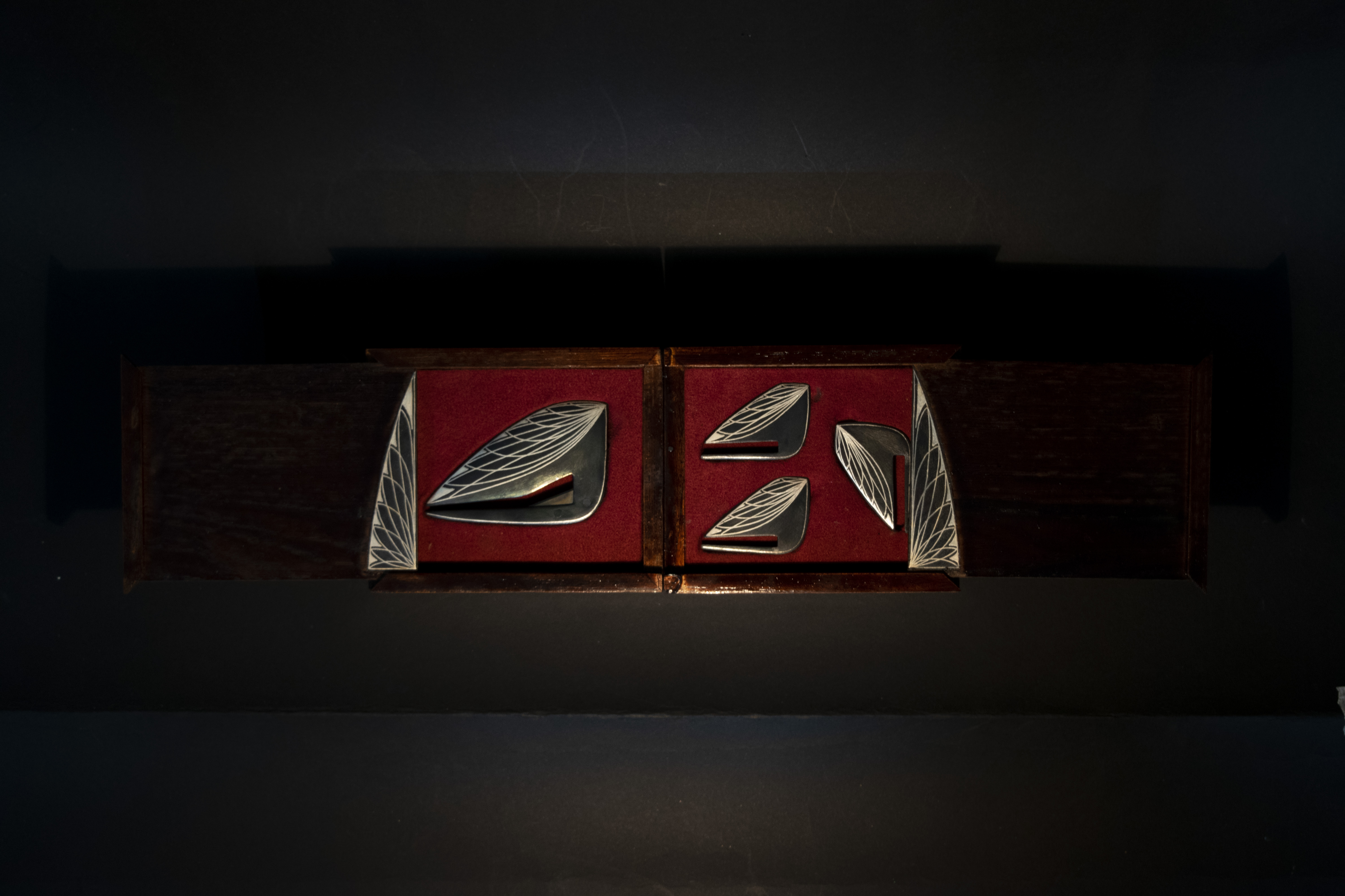 natural and artistic