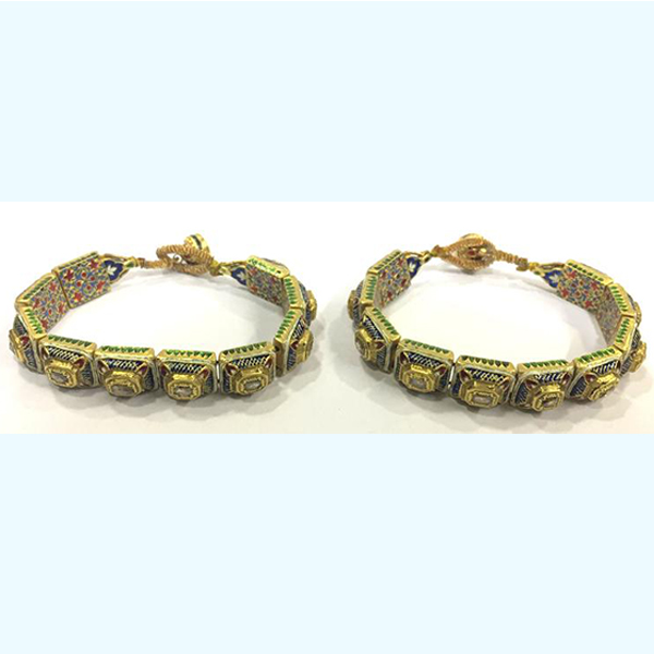 Vintage antique 20k Gold Jewelry Diamond Polki Enamel 